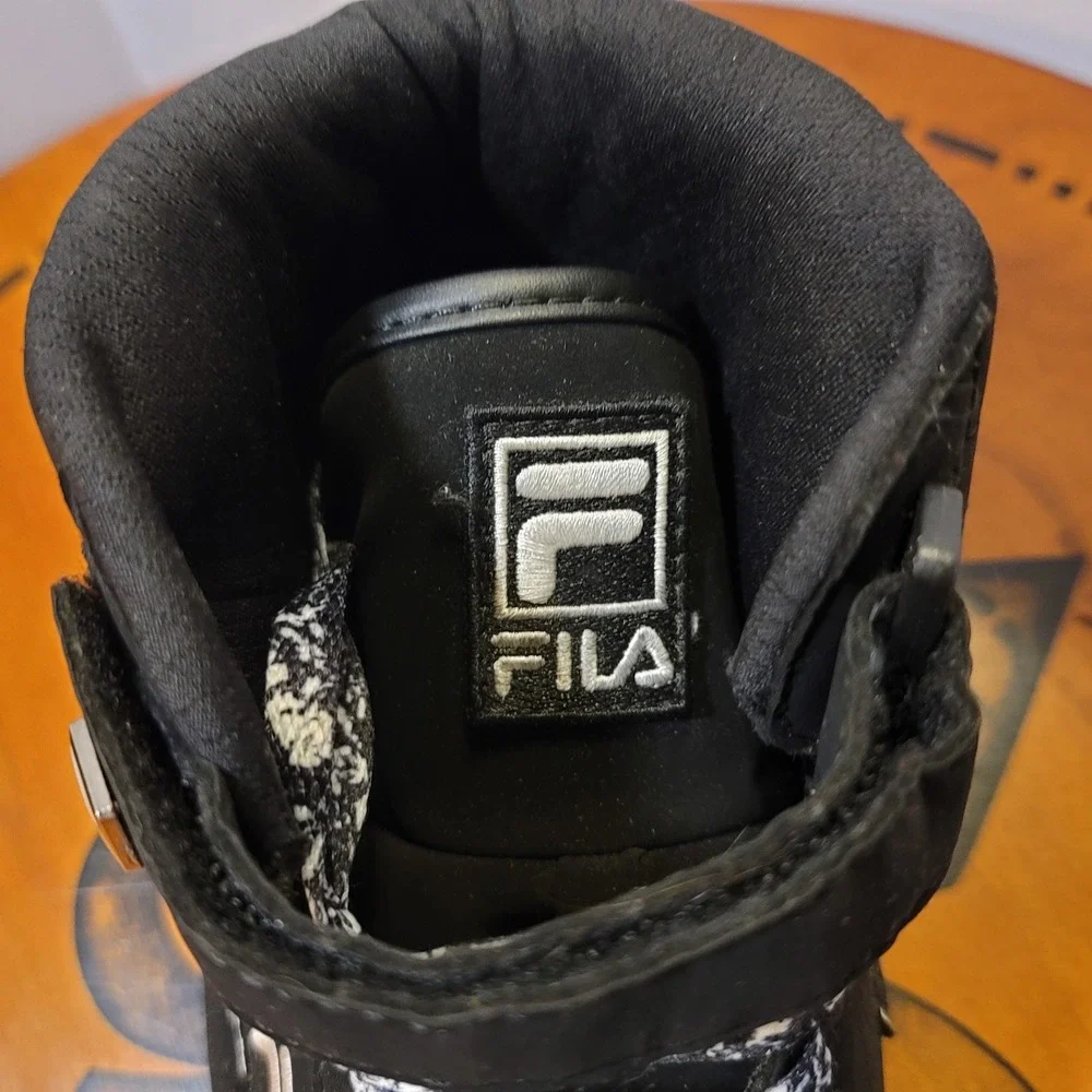 Fila vulc 13